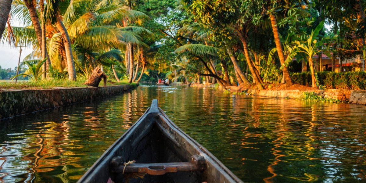 Kerala Complete Tour (Trivandrum – Munnar – Alleppey – Cochin)